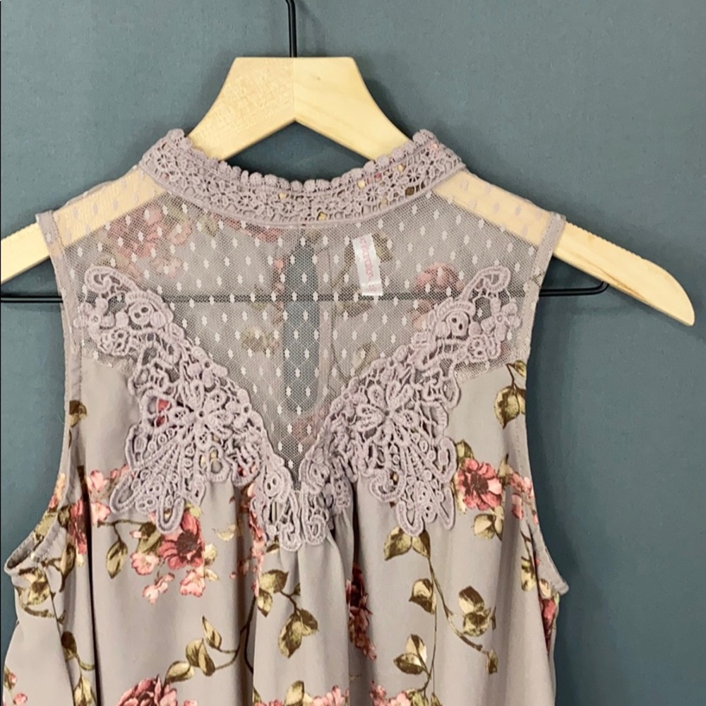 High neck floral tank - Picture 2 of 6